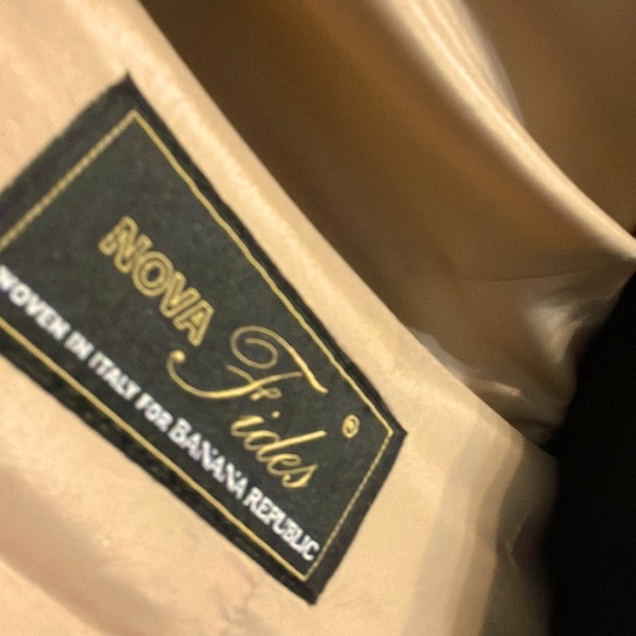 Banana Republic woven wool blazer with removable faux fur colar! petite 4 - Picture 5 of 7